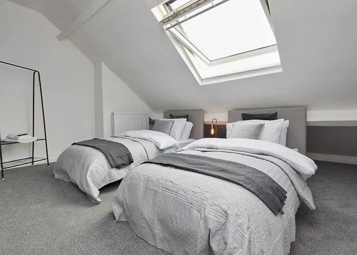 Your Sheffield Stays - Spacious 5 Bedroom House